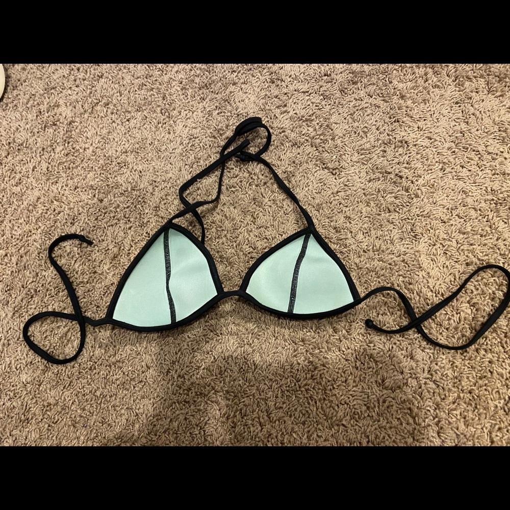 hurley bikini top